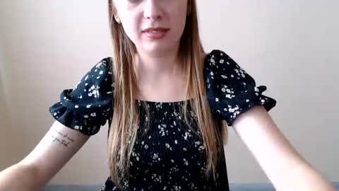 Snapshot of funemma000 chatting on July 2026 07:15:02 AM Emma online show from July 2026 07:15:02 AM