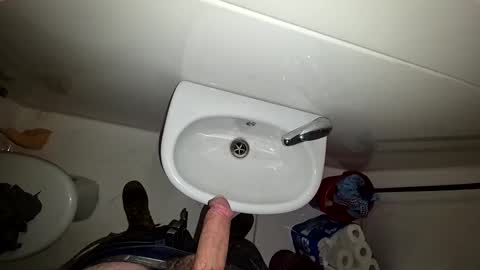 funfishing27 online show from April 2026 10:54:02 PM