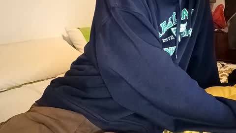 Italian men online show from April 2026 01:20:02 PM