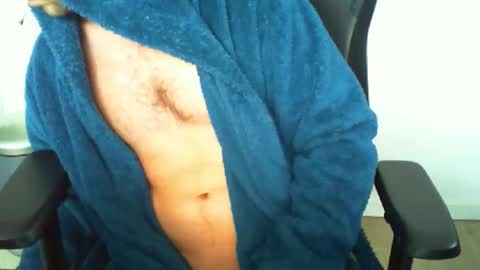 YWhiteNiceMan online show from September 2025 09:34:01 AM