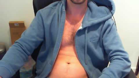 YWhiteNiceMan online show from October 2025 08:31:01 PM