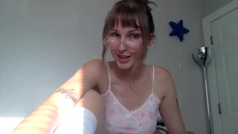 Snapshot of funwithmay chatting on September 2025 09:47:02 PM May online show from September 2025 09:47:02 PM