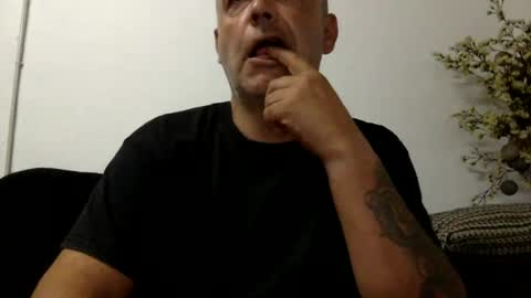Snapshot of futbolin95 chatting on June 2026 09:03:01 PM futbolin95 online show from June 2026 09:03:01 PM