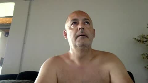 Snapshot of futbolin95 chatting on June 2026 05:26:01 PM futbolin95 online show from June 2026 05:26:01 PM