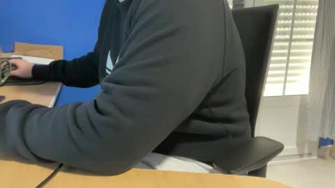 Snapshot of fuzitzu2 chatting on March 2026 08:31:01 AM fuzitzu2 online show from March 2026 08:31:01 AM