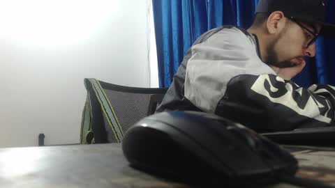 andrew online show from February 2025 02:38:01 AM