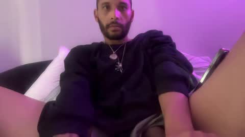 fvvkboyy online show from December 2024 05:59:02 PM