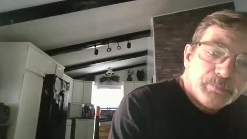 fxson8 online show from April 2026 02:11:01 PM