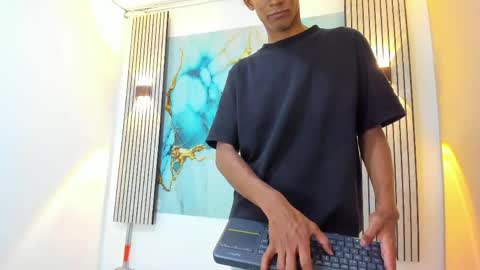 fykmor online show from April 2026 08:03:01 PM