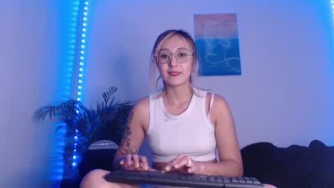 Snapshot of gabb_rioss chatting on January 2025 12:30:01 AM Gabriela online show from January 2025 12:30:01 AM