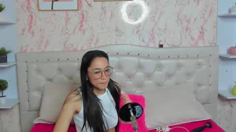 gabbieskinny online show from November 2025 02:16:02 PM