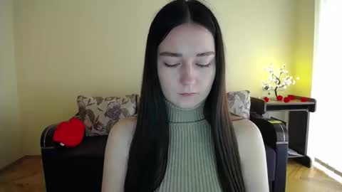 Snapshot of gabby_di chatting on May 2026 08:41:01 AM Jaklin online show from May 2026 08:41:01 AM