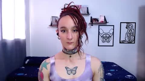 Snapshot of gabby_moon09 chatting on October 2025 12:27:01 PM gabby_moon09 online show from October 2025 12:27:01 PM