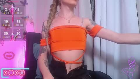  Gabby  online show from October 2025 08:33:02 AM