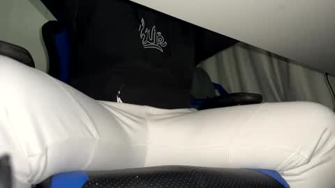 Snapshot of gabeitches16 chatting on December 2024 09:50:02 AM Gabeitches16 online show from December 2024 09:50:02 AM