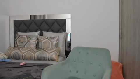   Instagram soygabi g   online show from December 2024 02:41:01 AM