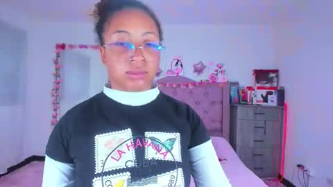 gabi_jhons_23 online show from September 2025 10:37:01 AM