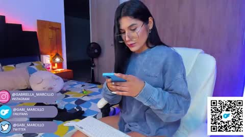 Gabriella Marcillo online show from February 2025 04:14:02 AM