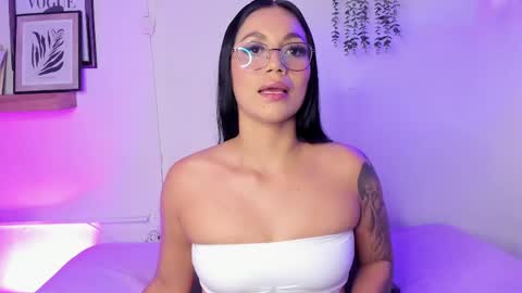 Snapshot of gabihills chatting on June 2026 02:01:02 AM GABRIELA online show from June 2026 02:01:02 AM