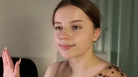 Snapshot of gabimeshuggah chatting on July 2026 04:19:01 AM Gabi online show from July 2026 04:19:01 AM