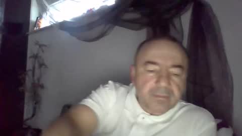 gabriel9_2003 online show from April 2026 04:11:02 PM