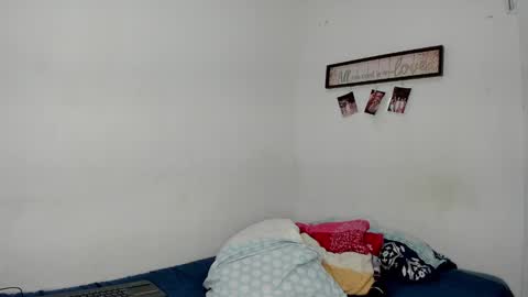 Snapshot of gabriela_duarte chatting on January 2025 06:03:01 AM Gabi online show from January 2025 06:03:01 AM