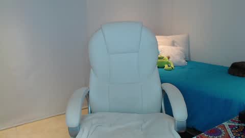 .  online show from February 2025 04:21:01 AM