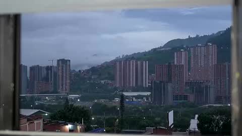 Gabriela salgado online show from November 2025 10:43:02 AM