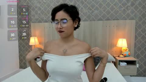 Snapshot of gabriela_vargas chatting on April 2026 08:06:01 PM Gabriela Vargas online show from April 2026 08:06:01 PM