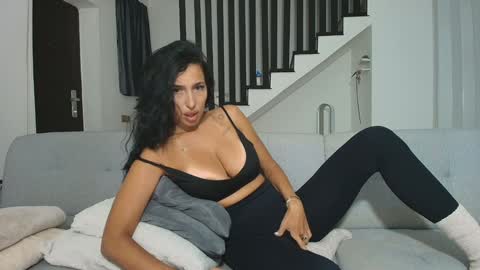 i love to squirt online show from February 2026 09:40:01 PM