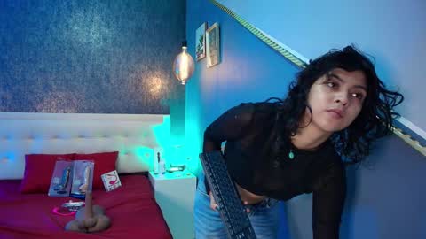 GABRIELA online show from February 2025 07:27:02 PM