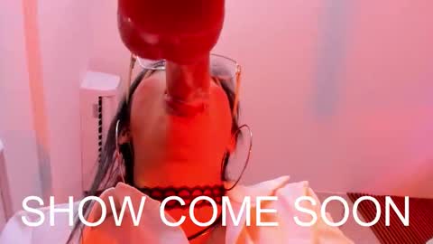 Gabriela Kassi online show from November 2025 11:02:01 AM