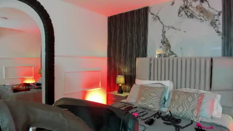 Gabriela Kassi online show from June 2026 09:35:02 AM