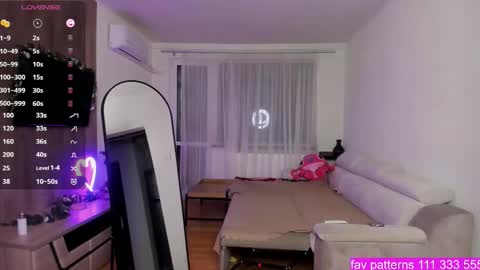 Gabrielaaaa online show from October 2025 08:44:02 PM