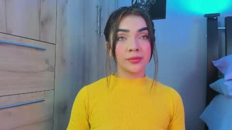 Gabriela Evans MS online show from April 2026 10:34:01 PM