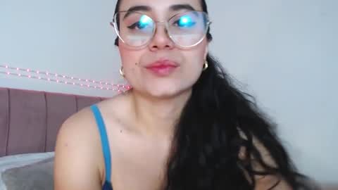 Snapshot of gabrielarossa chatting on April 2026 01:15:01 PM GabrielaRossa online show from April 2026 01:15:01 PM
