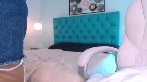 Snapshot of gabriella_gh chatting on December 2024 11:06:02 PM GABY online show from December 2024 11:06:02 PM