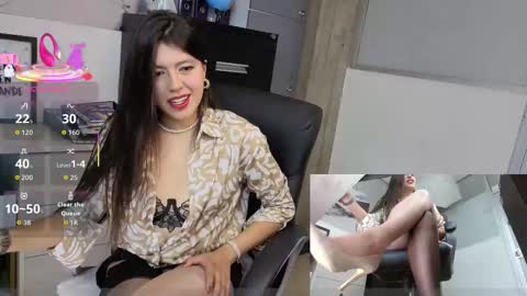Snapshot of gabriella_gh chatting on October 2025 08:43:02 PM GABY online show from October 2025 08:43:02 PM