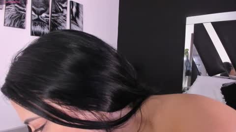 Gabriella Antonella online show from October 2025 03:49:01 PM