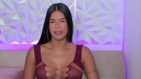 Gabriela  online show from November 2025 11:25:01 PM