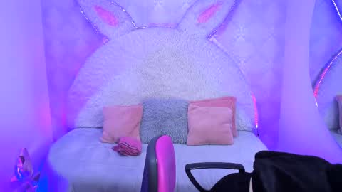 Gaby online show from April 2026 07:22:01 PM