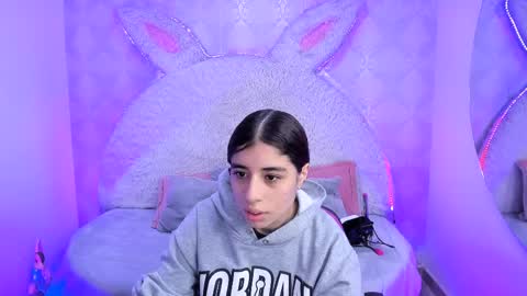 Gaby online show from April 2026 07:22:01 PM