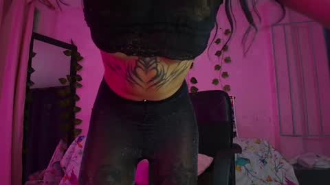 Snapshot of gaby_tailor_ chatting on January 2025 11:01:02 PM Gaby online show from January 2025 11:01:02 PM