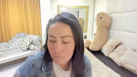 Snapshot of gaby_trent chatting on February 2026 04:23:01 PM gabriela online show from February 2026 04:23:01 PM