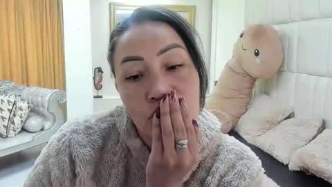 Snapshot of gaby_trent chatting on February 2026 03:19:02 PM gabriela online show from February 2026 03:19:02 PM