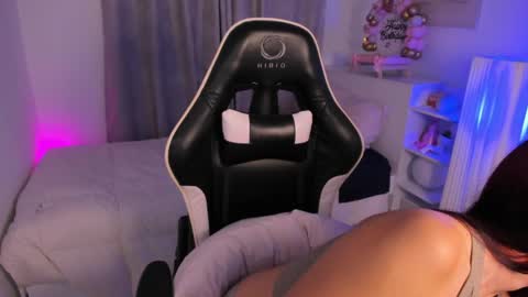 Gabriela online show from April 2026 04:08:01 PM