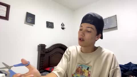 gadiel_sex online show from October 2025 08:11:02 PM