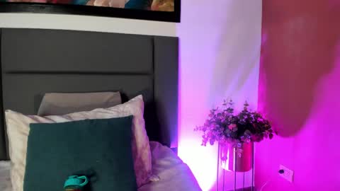 GahiaBelucci online show from March 2026 11:43:02 AM