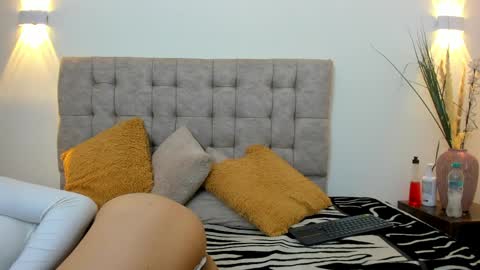 gaia_n_nix online show from April 2026 04:20:02 AM