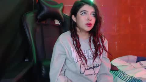 Kate 3 online show from January 2025 07:21:01 PM